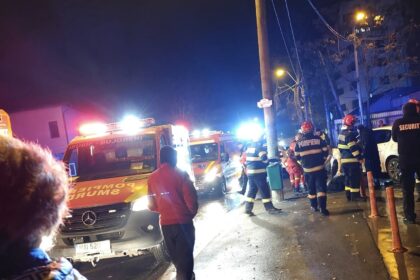accident grav in capitala pietoni loviti dupa ce o masina a fost aruncata pe trotuar 691c142dd4c53