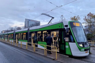 alerta accident pe linia 41 tramvaie blocate in statia casin spre piata presei stb linia naveta 641 preia calatorii update 690dc24fd3afc