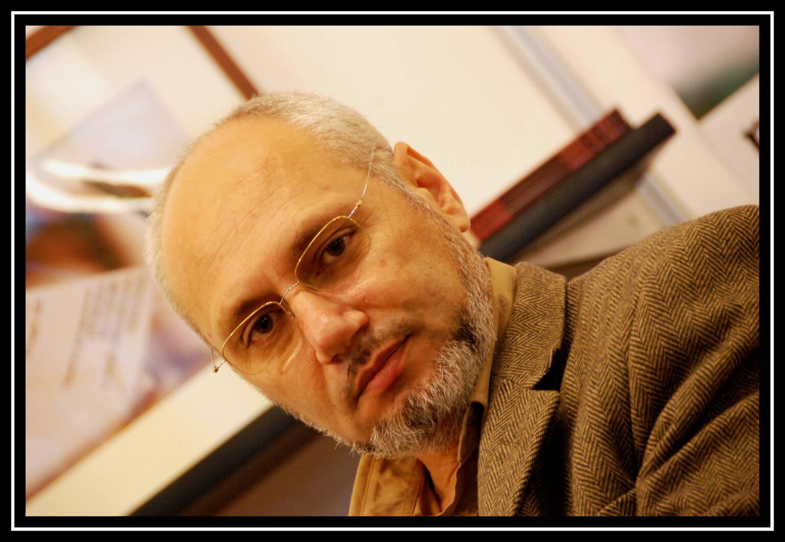 alerta politistii din bucuresti s au autosesizat in cazul dr cristian andrei celebrul psihoterapeut care practica fara atestat si ar fi hartuit sexual paciente in cabinet 6911fe250f157