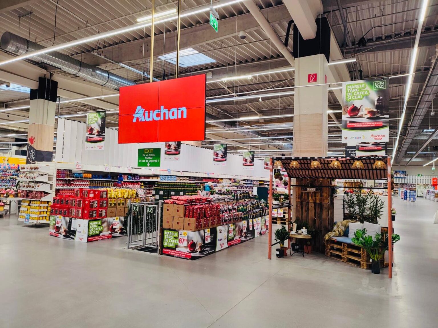 auchan da startul black friday 2025 peste 1 500 de produse cu reduceri de pana la 50 in magazine si pe auchan ro 690b85a0dff12