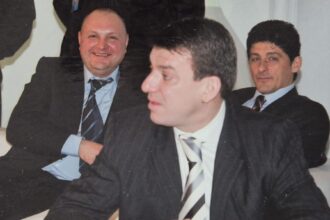 azididi prodan9 ani 6919e08fd7071