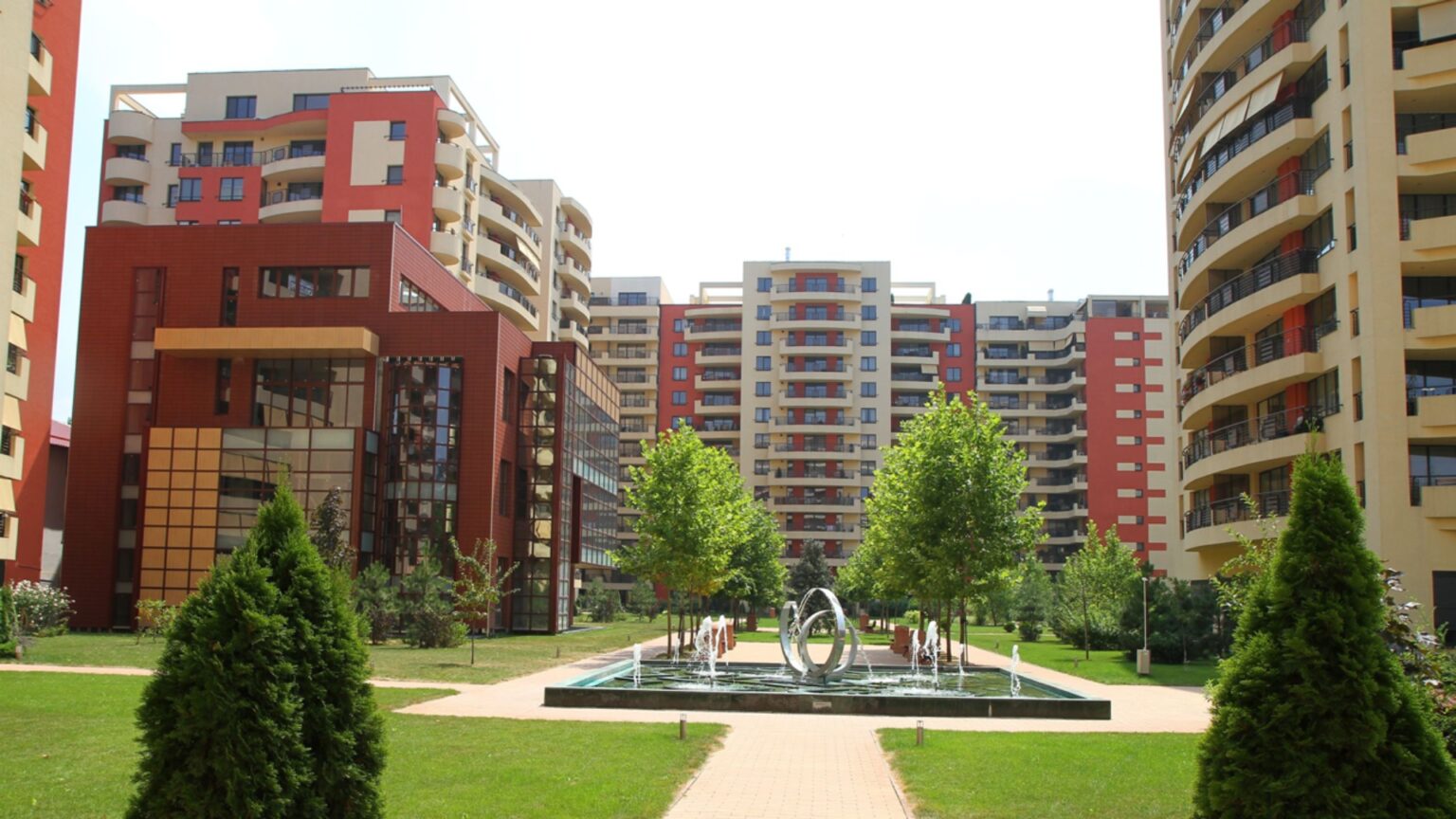 campionul datoriilor la intretinere din bucuresti e un avocat restant cu 400 000 de lei sta intr un complex de lux din s2 si are procese cu asociatia de ani de zile 69085428770c6