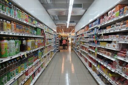 comerciantii care nu inlocuiesc produsele deteriorate amendati cu sume intre 5 000 si 25 000 de lei a fost promulgata legea 6922f6a683928 1