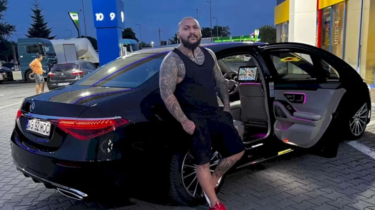 dani mocanu si fratele lui au fost prinsi si arestati in italia cantaretul de manele este condamnat la 4 ani de inchisoare 69120d831ae16