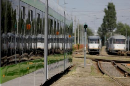decizia stb de a renunta la cele 40 de tramvaie noi de la electroputere pascani atacata la cnsc gruia stoica pmb de fapt nu are bani 6909e9a62252a