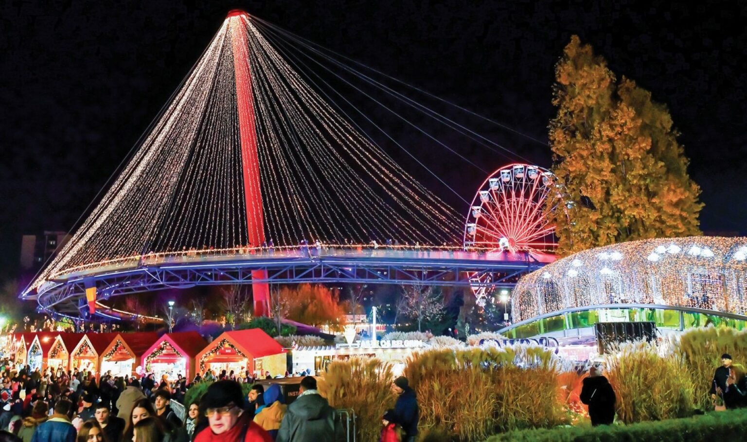 foc de artificii la west side christmas market in weekend targul de craciun din drumul taberei se deschide sambata cand pe scena urca andia 6926f7203c702