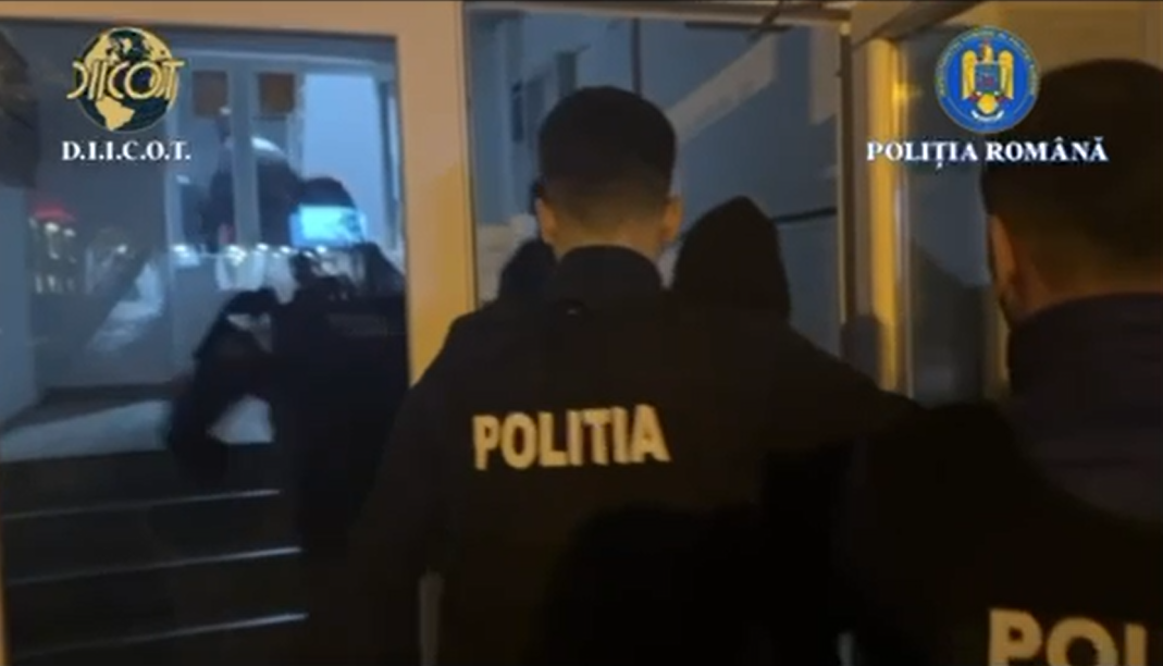 grupare specializata in fraude cu credite si leasing auto destructurata de diicot prejudiciu estimat la 35 de milioane de lei 690891b45a18a