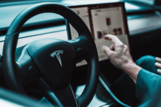 interzisa in europa tesla cybertruck poate fi condusa legal in romania 692af3ae5c677