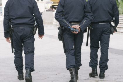 jandarmii nu vor mai pazi cladirile publice din bucuresti si din tara acum mai mult de jumatate dintre ei au acest serviciu santinele la guvern parlament ori ministere 691c623eb79ac