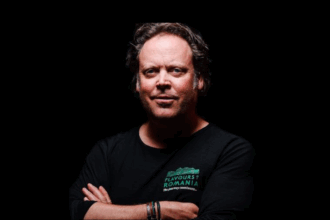 jurnalistul britanic charley ottley a devenit cetatean roman 6908d5a7ba897