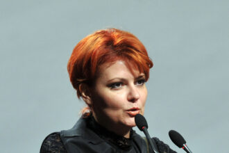 lia olguta vasilescu psd va trebui sa decida suntem si noi ascultati ramanem la guvernare suntem pusi doar in geam atunci cand vine factura mai bine iesim de la guvernare 690dff8e29e5a