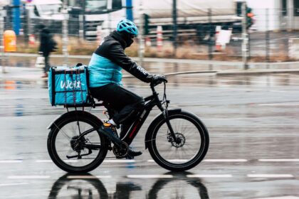 livratorii asiatici vor avea propriul sindicat in romania bns respect pentru munca si zero toleranta pentru violenta 6908c1c81cbf6