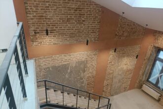 o cladire de patrimoniu din centrul istoric veche de 200 de ani a fost consolidata si restaurata 6914bc8ac3448