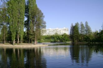 petitie impotriva modernizarii parcului ior din bucuresti nu dorim fantani muzicale si spatii comerciale 690c4821486cf