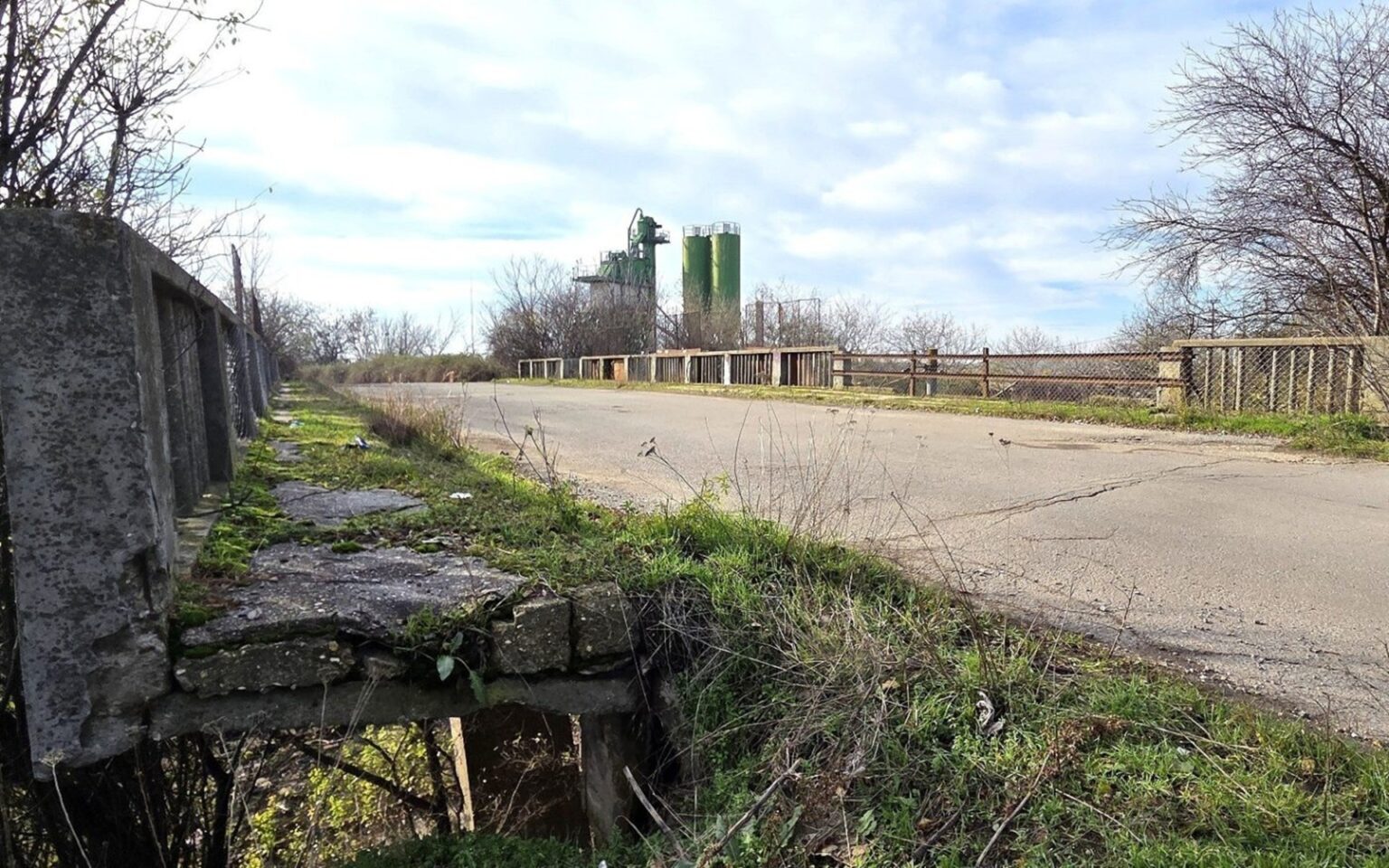 podul de la sabareni acum pericol public se reface din temelii noul pasaj va fi gata in 18 luni si va avea doua benzi de circulatie si trotuare pe fiecare sens 69282cf2db189