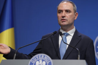 reorganizare la banca de investitii si dezvoltare dupa scandalul salariilor nazare vom schimba conducerea 690a03f8ada73