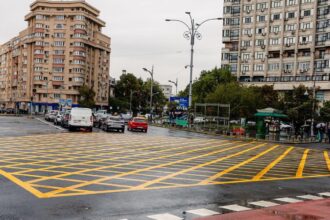 revolutia galbena in traficul din bucuresti si un reminder de la rutiera amenzi uriase pentru soferii care blocheaza intersectiile pe zonele hasurate 69089bbcec488 1