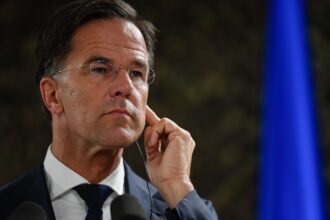 seful nato e azi la bucuresti mark rutte secretarul general al aliantei se intalneste cu nicusor dan la palatul cotroceni unde ajunge la ora 1330 690af4cde487d