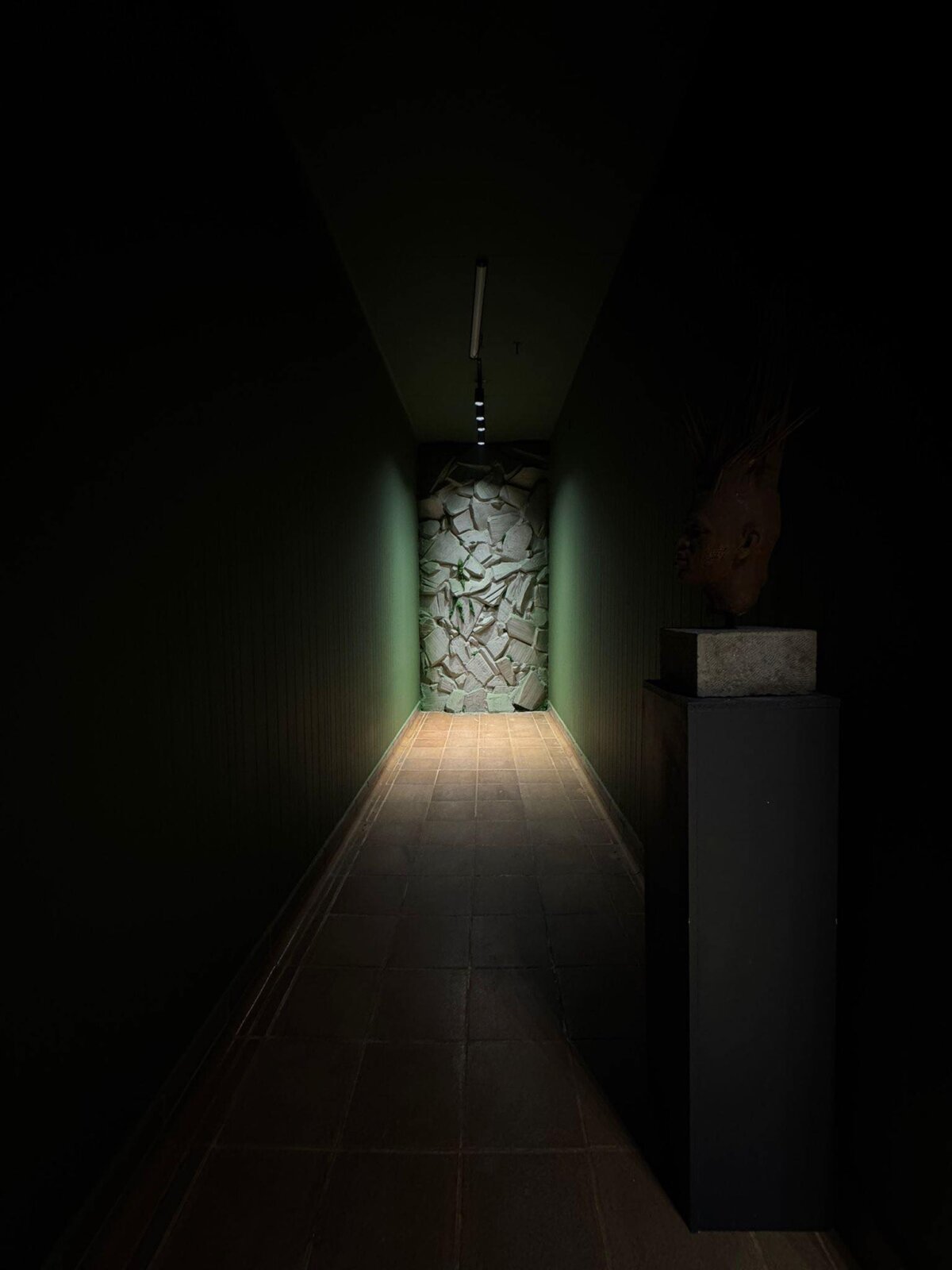 teatrul nou amendat cu 20 000 de euro si inchis cel mai grav este ca nu ne mai mira cele intamplate 69241f3f08366