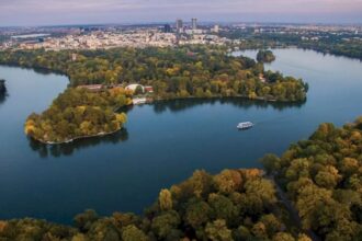 tur ghidat prin cartierul baneasa organizat de strazi pentru oameni bucurestenii pot afla istoria mai putin cunoscuta a zonei locurile sunt limitate 691dcdf78c915