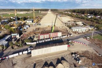 video restrictii de circulatie pentru autostrada bucurestiului sunt impuse la noapte pe dn1a pentru montarea grinzilor pasajului de pe lotul 1 nord al a0 6912dcaa649bb