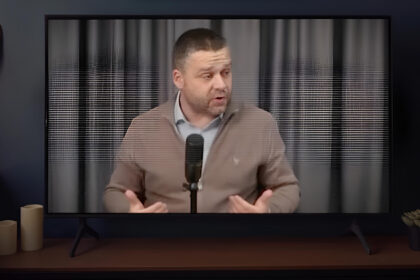 video sunt ciprian specialist in luat decizii dl ciucu a luat decizia sa ne prezinte clipul sau electoral ps deciziile sunt in continuare bune sau proaste 6925c84be56e2