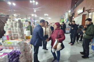 video surpriza de weekend in piata obor te duci sa iei gogonele sa faci muraturi si dai peste brigada facem baluta cu tot cu candidat 690f22c8e6a79