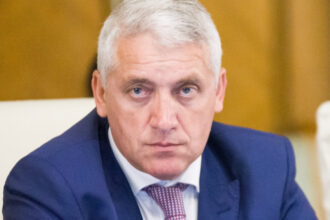 adrian tutuianu a preluat mandatul de sef al aep pentru 8 ani care sunt prioritatile pe care le a anuntat 69403badacb07