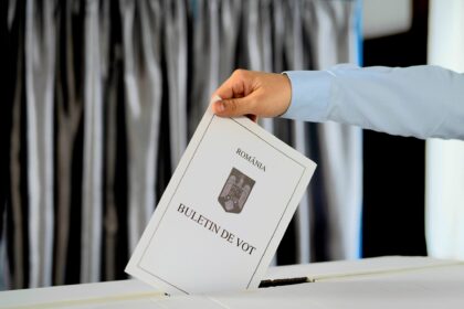 alegatorii isi pot exercita dreptul de vot duminica doar la sectia de votare la care sunt arondati potrivit adresei de domiciliu sau de resedinta 6931b6c41146b