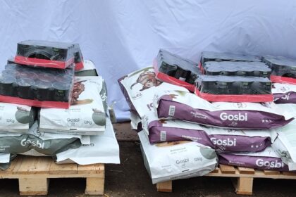 aspa a primit o donatie de 10 000 lei sub forma de hrana uscata si umeda 6940ef30306ae