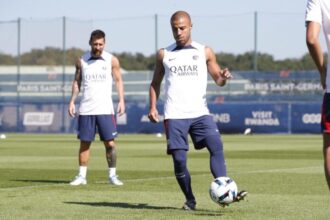 brazilianul rafinha alcantara si a anuntat retragerea 694a8e639ea8c