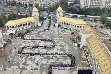 catedrala nationala deschisa de sarbatori pentru credinciosii din bucuresti si din tara patriarhia romana are programul de vizitare pentru craciun anul nou si boboteaza 694554d68dfa4