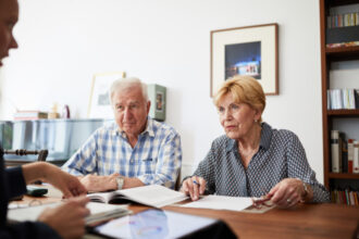 ce este certificatul de viata si cine este obligat sa il depuna pentru a nu pierde drepturile de pensie 692fcee3ab39b