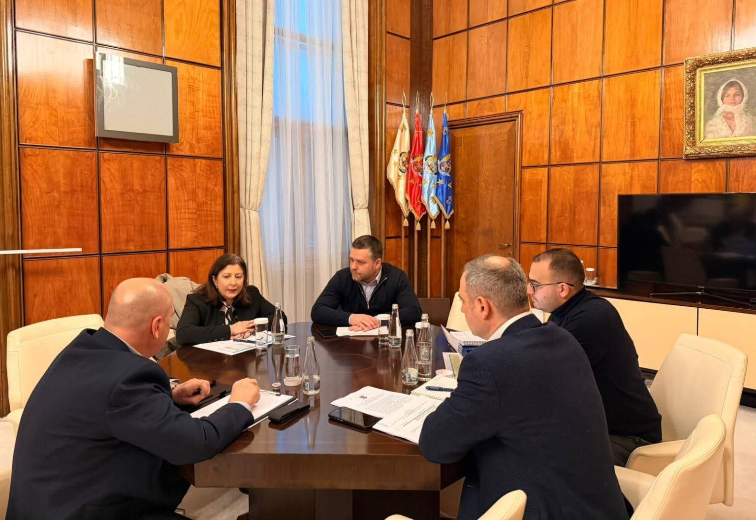 ciprian ciucu s a dus la guvern sa discute situatia extrem de grava a bugetului pmb 694839c147787