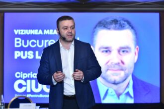 ciprian ciucu voi fi primarul tuturor omul care va fi permanent in comunitate si va va asculta 6935e3382bbdf