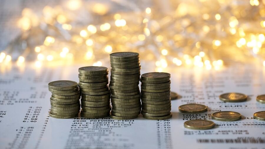 coalitia de guvernare a ajuns la un acord in privinta cresterii salariului minim la 4 325 de lei incepand cu 1 iulie 2026 6942f16fe09ea