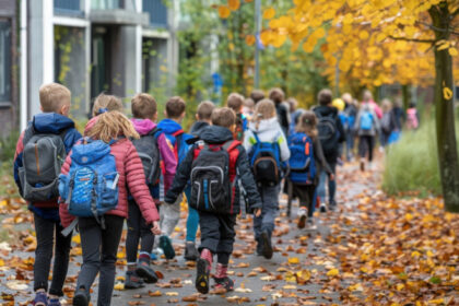 daniel david a semnat ordinul privind temele pentru acasa ce se schimba pentru elevi si ce interdictii apar 6932fedf24394