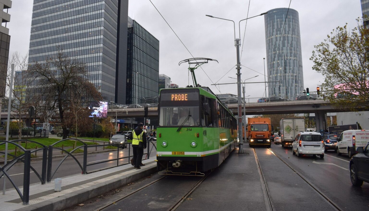 de ce ramane in depou tramvaiul corporatistilor desi promisiunea era sa fie pe din nou pe sine de maine intarzierile de la linia 5 693c1f0408544