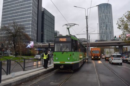 de ce ramane in depou tramvaiul corporatistilor desi promisiunea era sa fie pe din nou pe sine de maine intarzierile de la linia 5 693c1f0408544