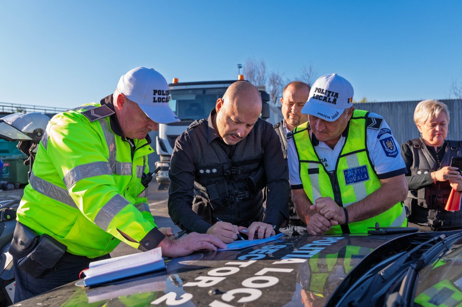 dgpl sector 2 bilant de final de an cel mai important indicator de succes este increderea oamenilor 694aa36817a26