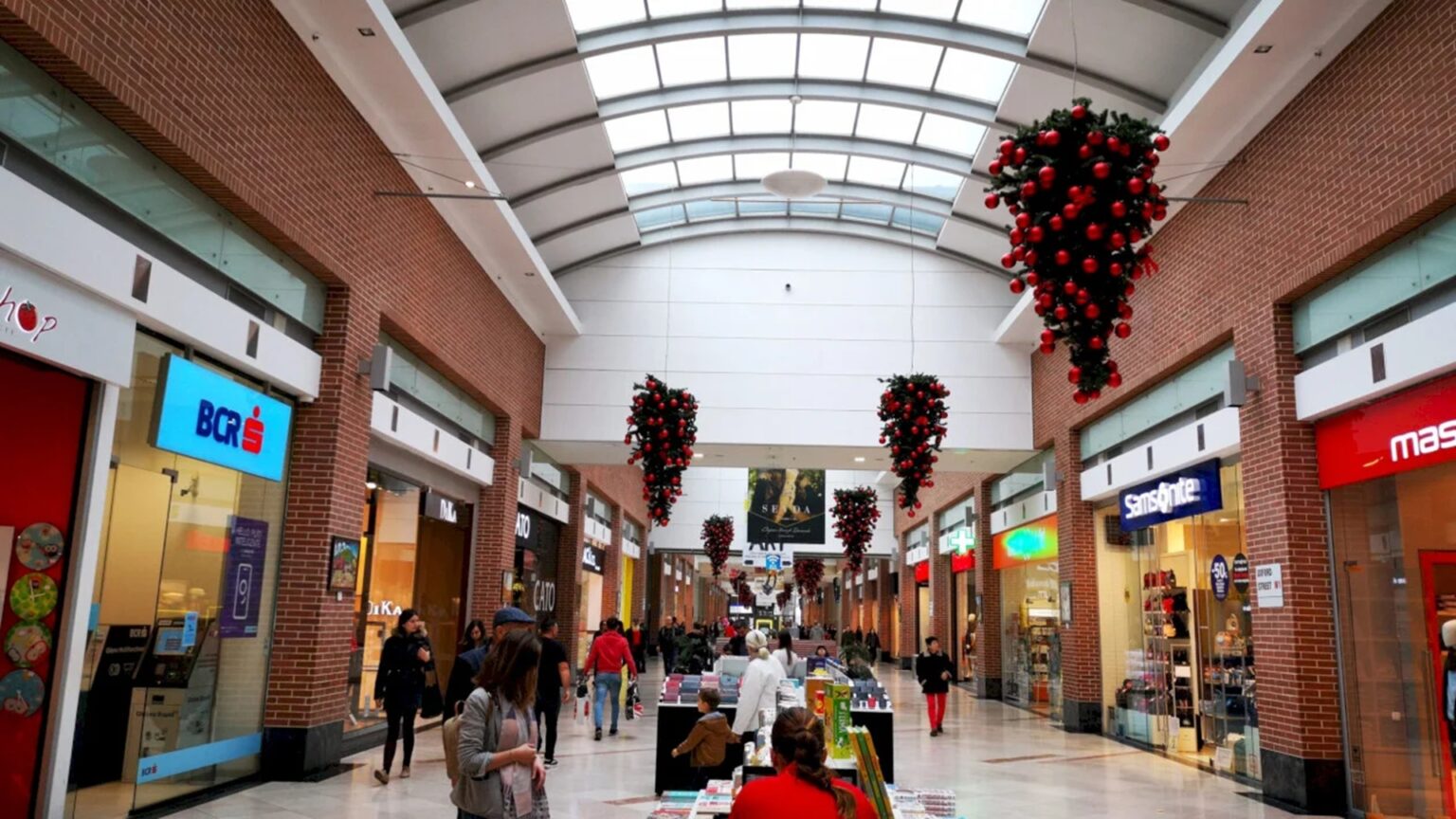 e vreun supermarket deschis azi in ziua de craciun in bucuresti intrebarea zilei e in afi cotroceni programul pentru 25 decembrie 694d265d99d5a