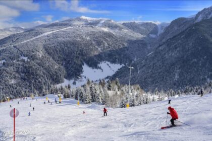 fiecare practicant al sporturilor de iarna sa manifeste prudenta si responsabilitate pe partie avertizeaza dsu 694e4f364b169