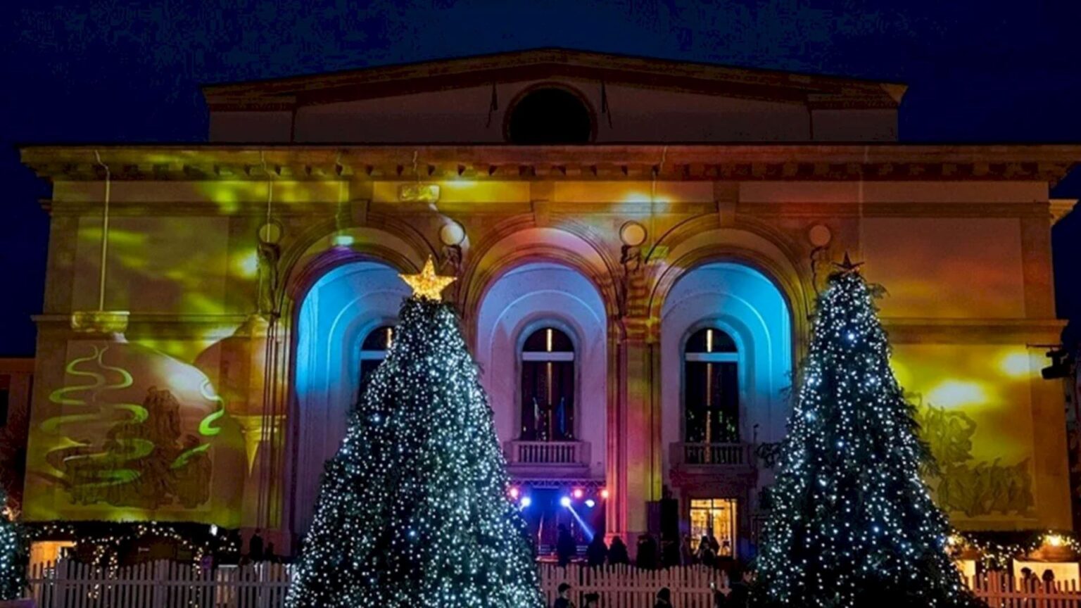 foto f09f8e85 mos nicolae aduce un nou targ de craciun bucharest opera christmas market organizat de pmb se deschide pe 6 decembrie ce se intampla pe esplanada 693157822131b