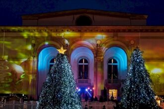 foto f09f8e85 mos nicolae aduce un nou targ de craciun bucharest opera christmas market organizat de pmb se deschide pe 6 decembrie ce se intampla pe esplanada 693157822131b