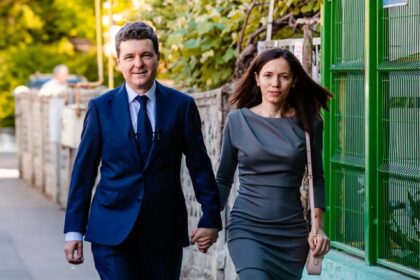 in legendarul club a din bucuresti s au intalnit pentru prima data nicusor dan cu mirabela gradinaru partenera presedintelui m a atras foarte mult si parul lui cret 6950febed0ca6