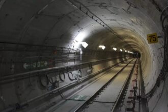 metrorex vrea sa cumpere sina noua pentru reteaua feroviara subterana din bucuresti licitatia a fost lansata in seap contractul valoreaza peste trei milioane de euro 6942b518bbceb