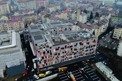 ministrul sanatatii primul corp nou de spital judetean construit in romania dupa 1989 este finalizat prin pnrr la bistrita 6945738ce4139