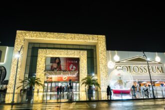 mos craciun ajunge la colosseum mall intr o parada urbana cu sanii electrice high tech 6945276f546f8