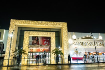 mos craciun ajunge la colosseum mall intr o parada urbana cu sanii electrice high tech 6945276f546f8