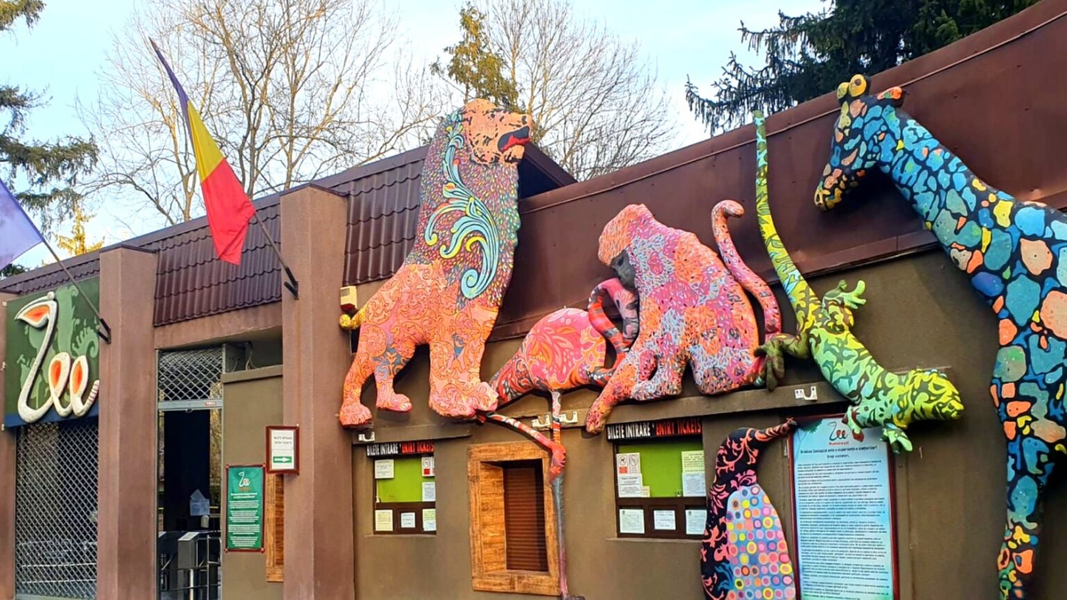 mos nicolae trece sambata si pe la zoo bucuresti copiii pot afla tot felul de curiozitati despre animalele si pot participa la diverse ateliere 692fed4cb14c3